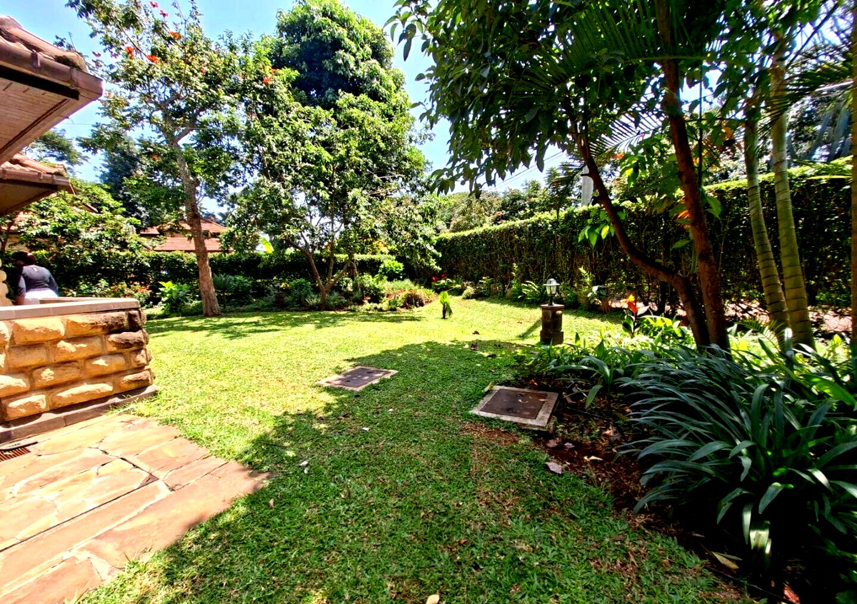 0.19 Acre Townhouse in Ridgeways