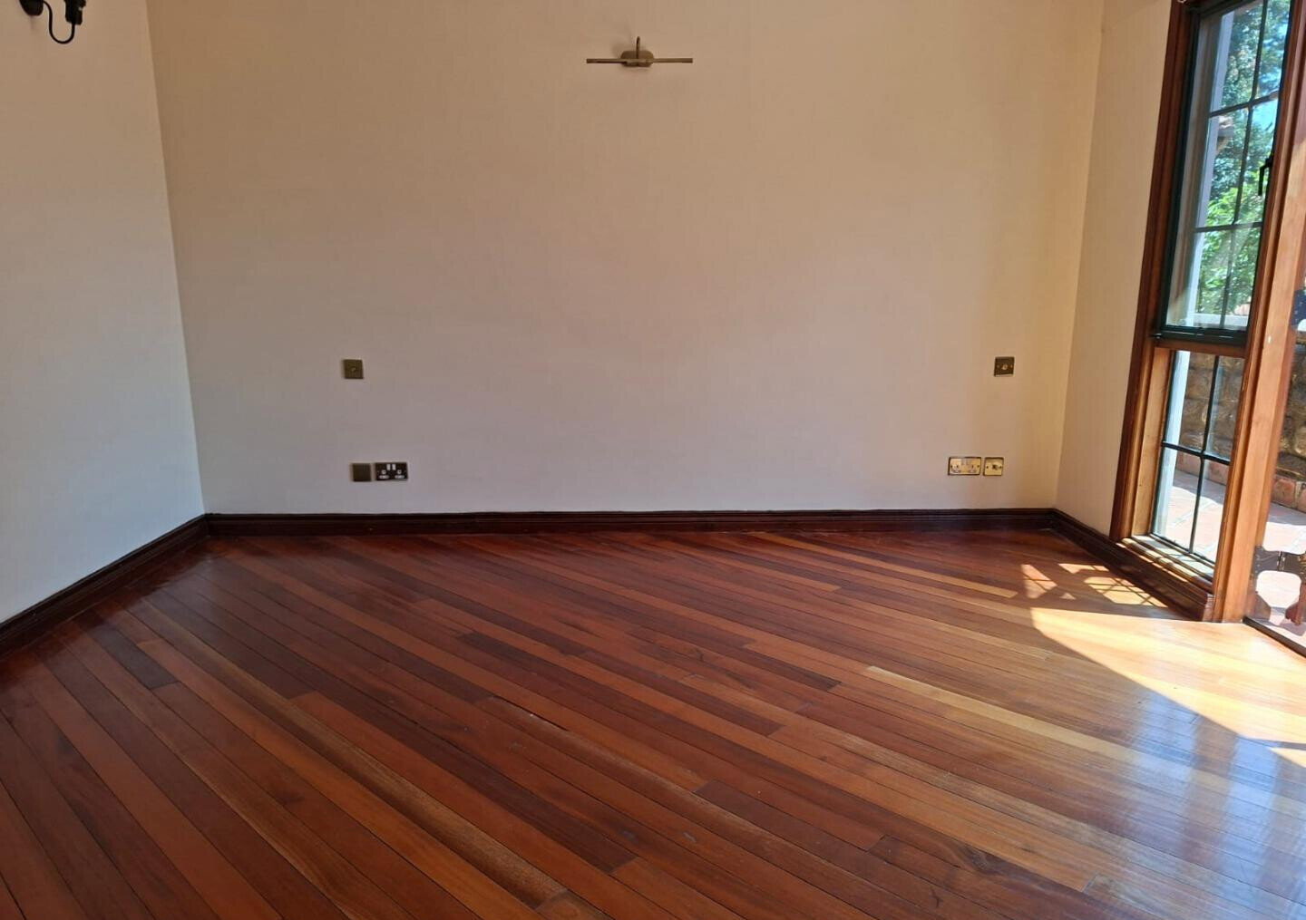 0.19 Acre Townhouse in Ridgeways
