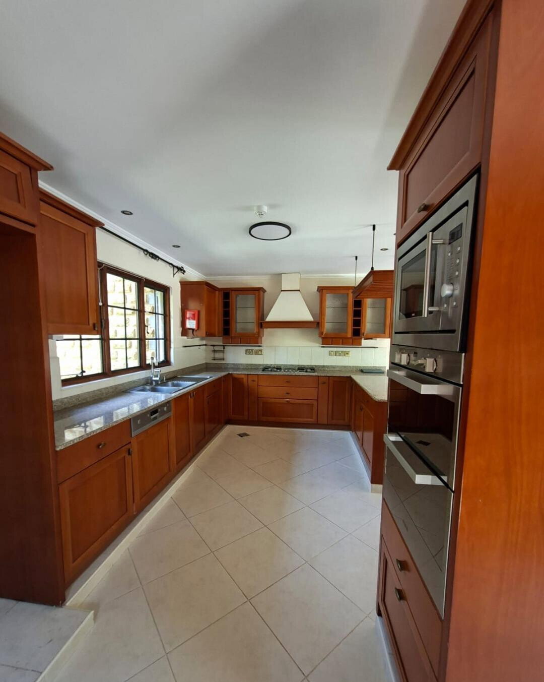 0.19 Acre Townhouse in Ridgeways