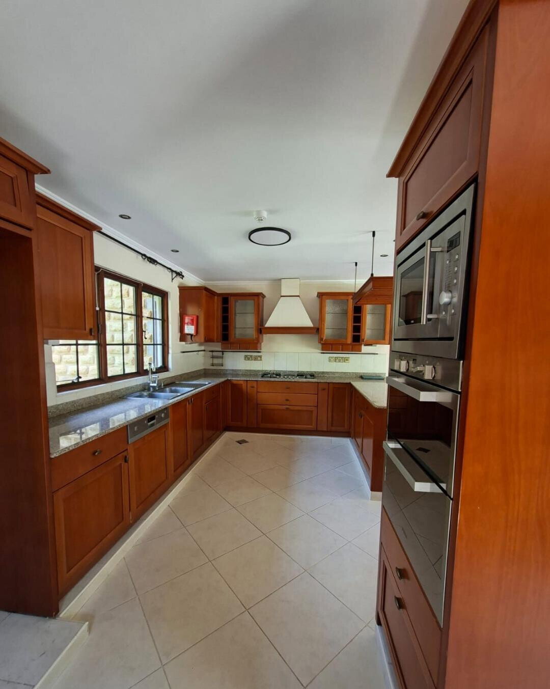 0.19 Acre Townhouse in Ridgeways