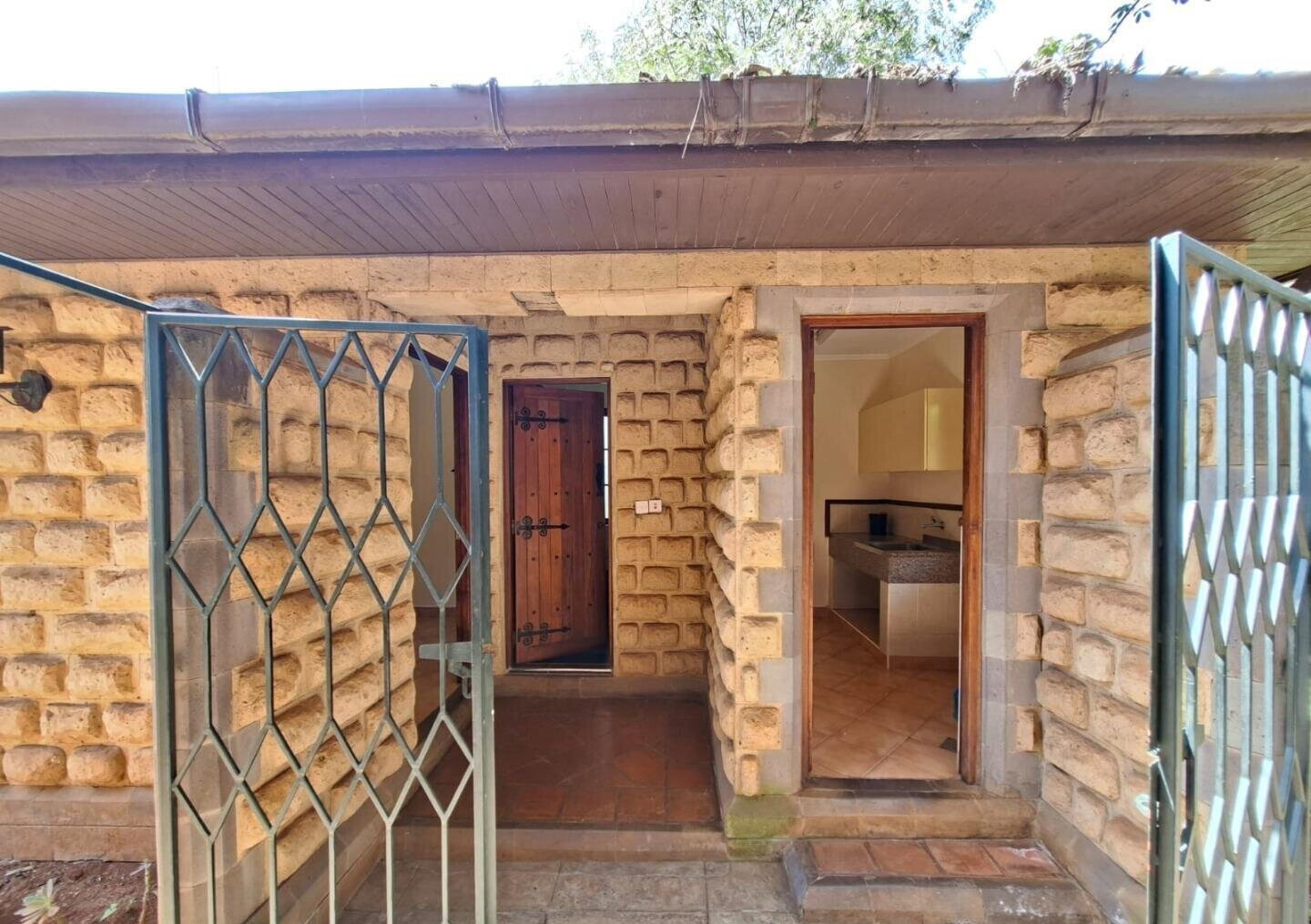 0.19 Acre Townhouse in Ridgeways