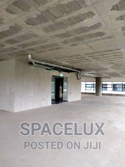 Riverside Office Space 5800 SQFT - Image 1