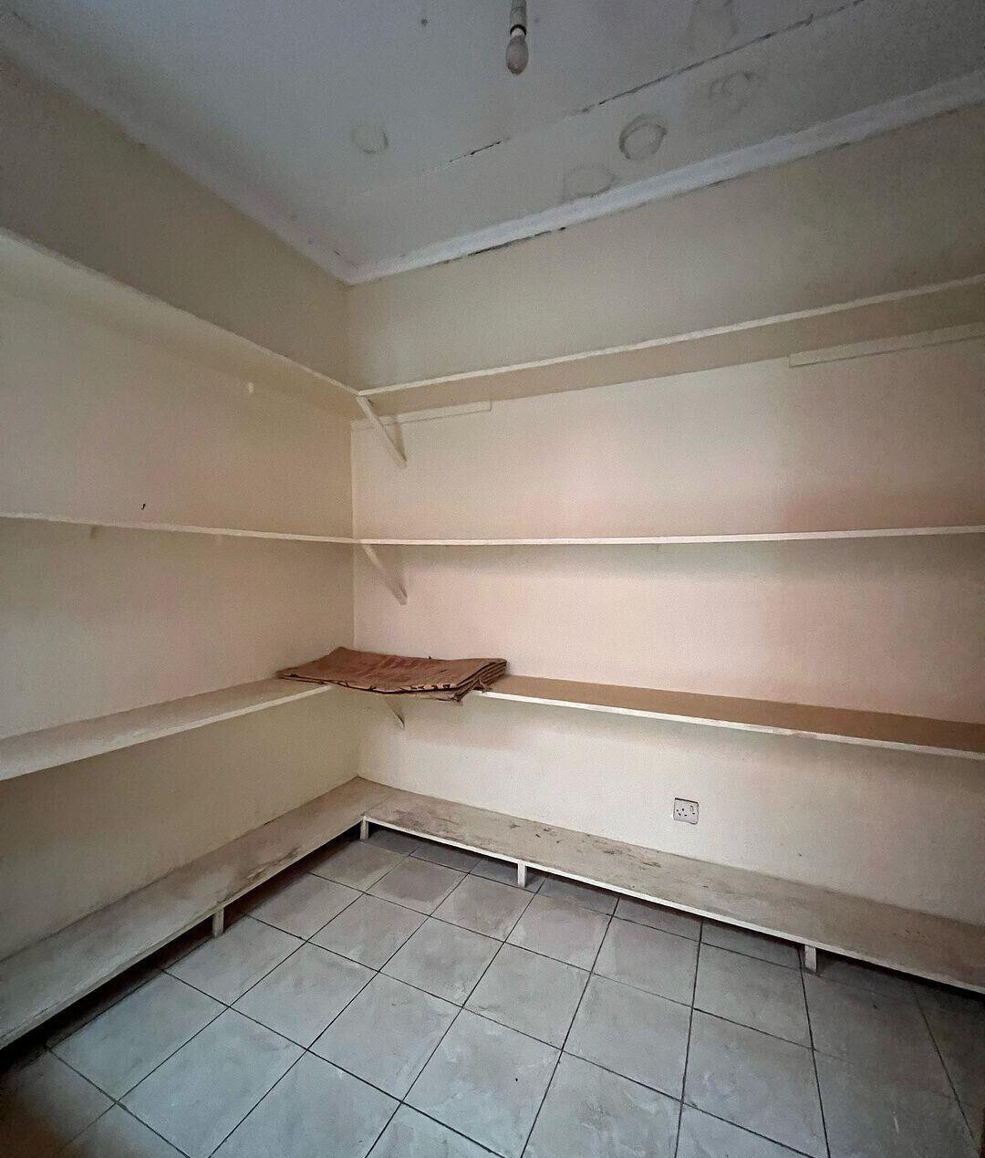 4BR Townhouse with Guest Ensuite Downstairs & DSQ - Kileleshwa