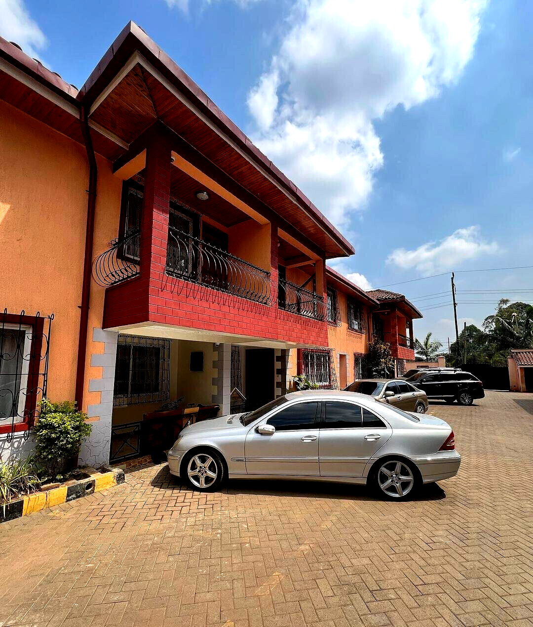 4BR Townhouse with Guest Ensuite Downstairs & DSQ - Kileleshwa