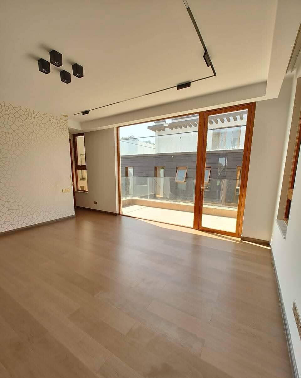 6-Ensuite Townhouse with Rooftop Terrace & Gym - Lavington
