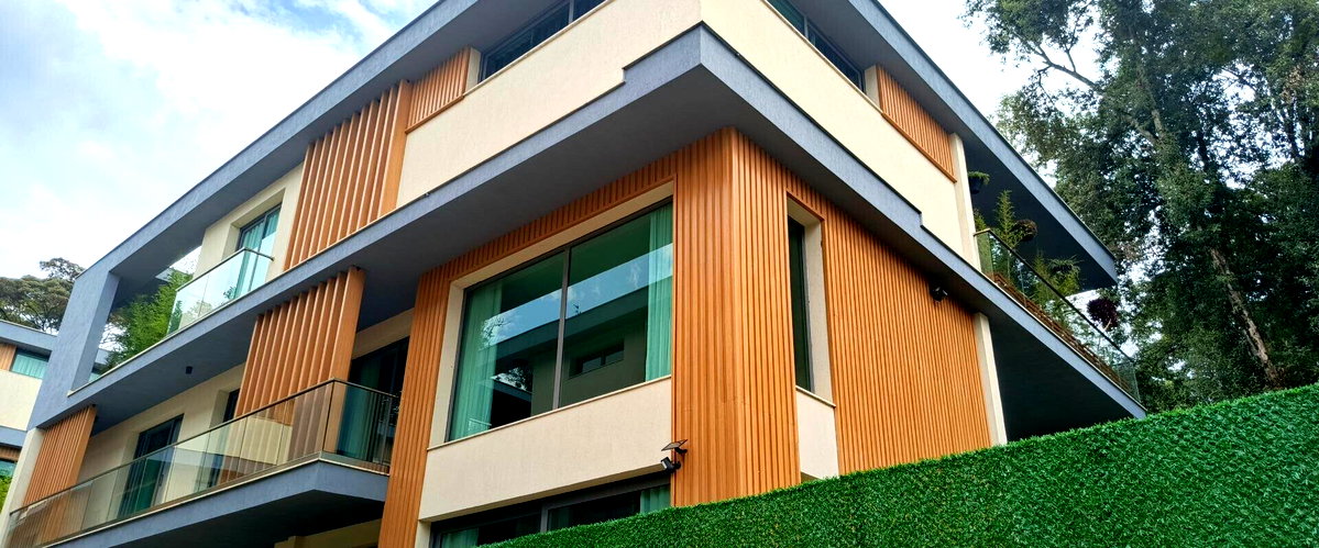 Custom-Designed 5BR Villa with Double-Height Ceilings - Lavington