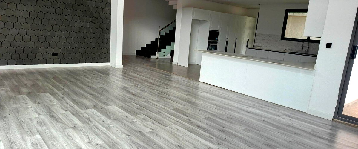 Custom-Designed 5BR Villa with Double-Height Ceilings - Lavington