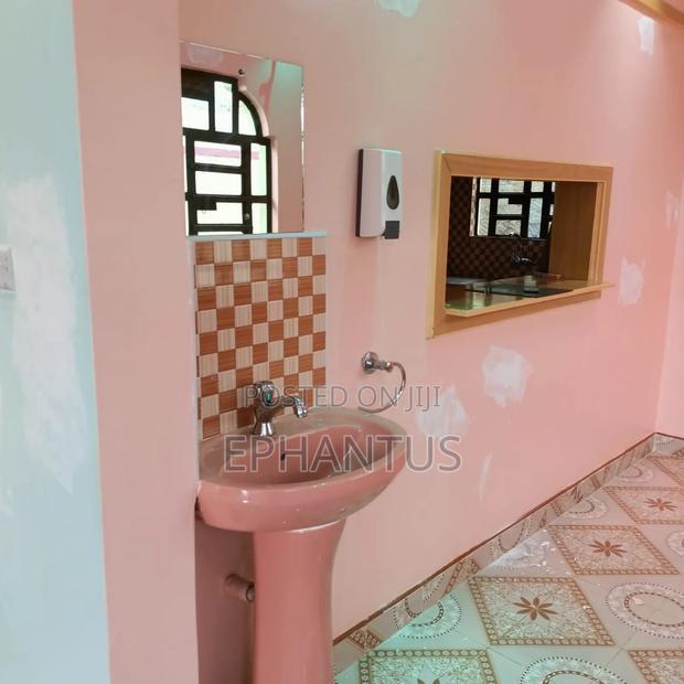 3bdrm Bungalow in Gwa Kairu, Ruiru for rent