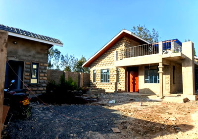 4BR All-Ensuite Townhouse in 10-Unit Gated Community - Rimpa