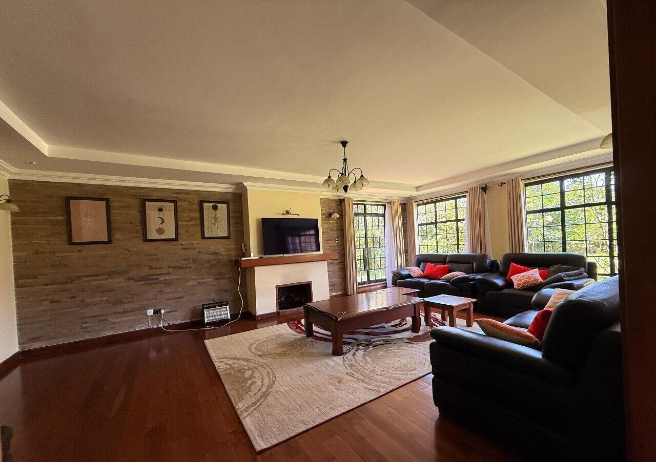 English Country-Style Maisonette on Half-Acre – Karen