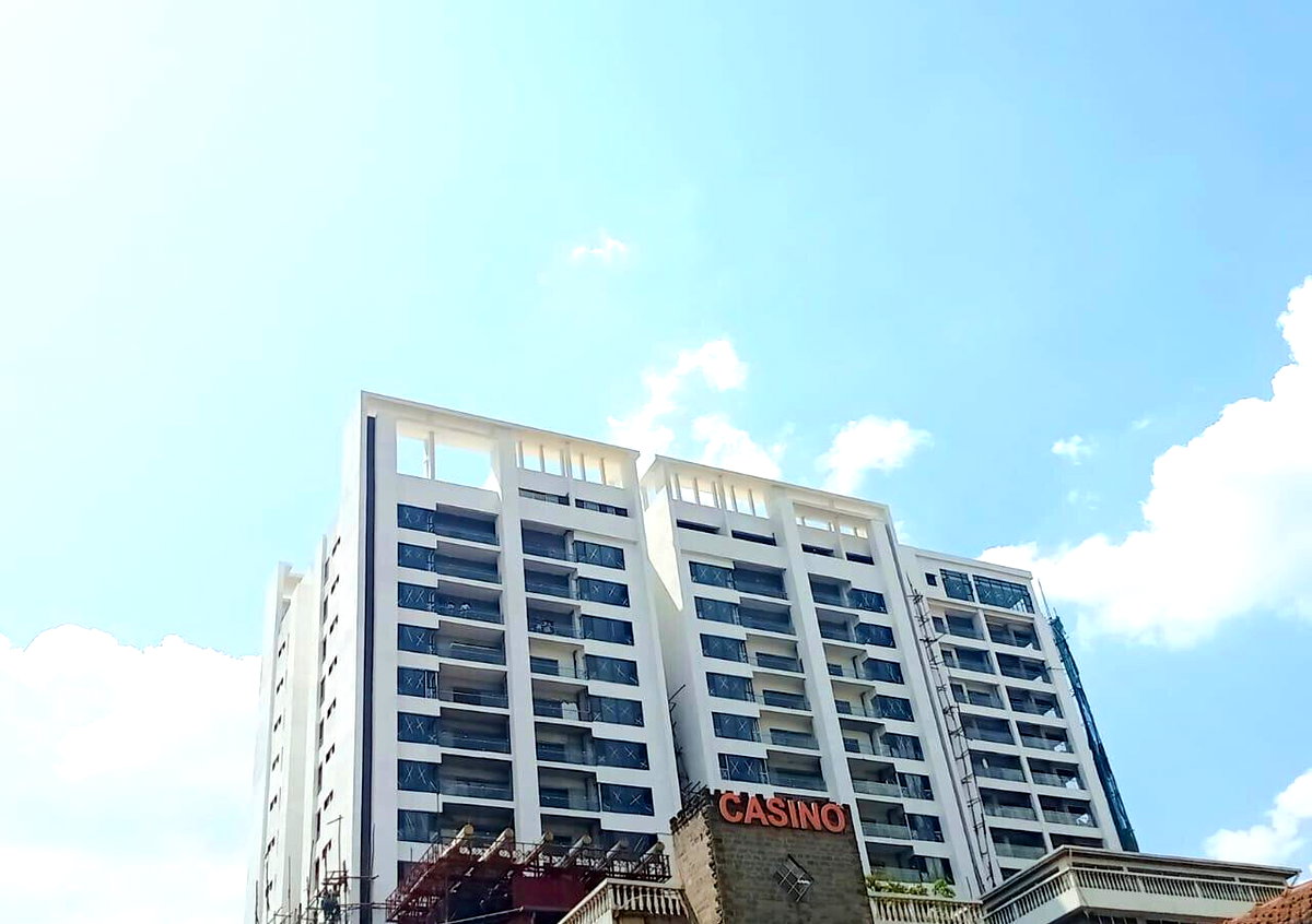 2BR Ready Apartment with Heated Pool & Sauna - Kilimani