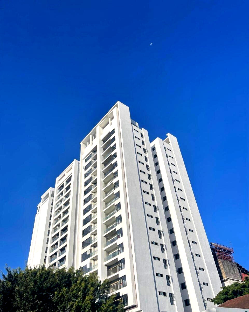 2BR Ready Apartment with Heated Pool & Sauna - Kilimani