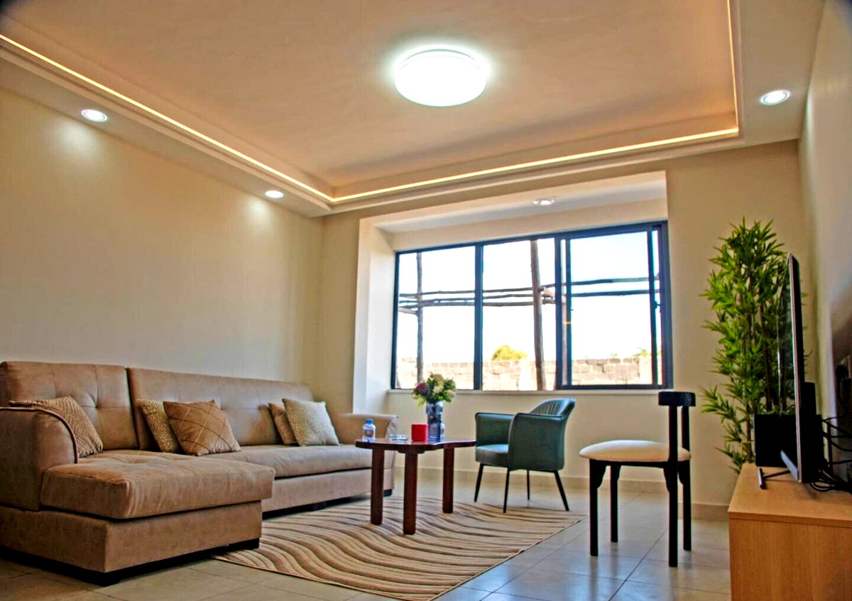 2BR Apartment with Pool & Mall Access - Kitengela's Gated Gem
