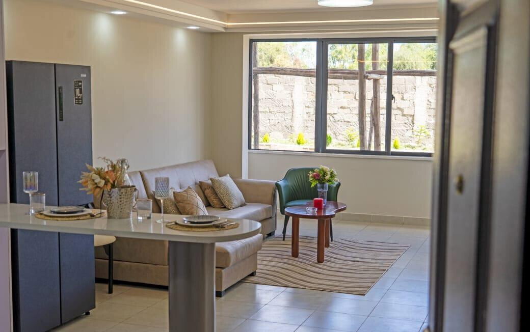 2BR Apartment with Pool & Mall Access - Kitengela's Gated Gem