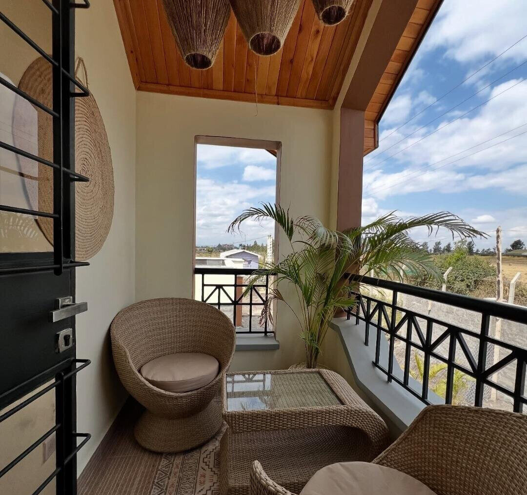 4BR Villa with Pool & Gym Access - Kitengela