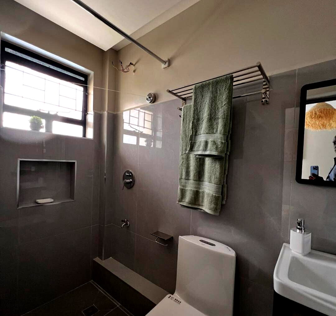 4BR Villa with Pool & Gym Access - Kitengela