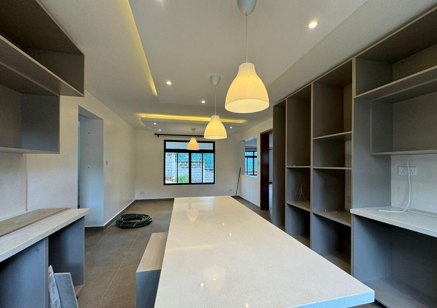 4-Ensuite Townhouse with Fireplace & Borehole – Karen