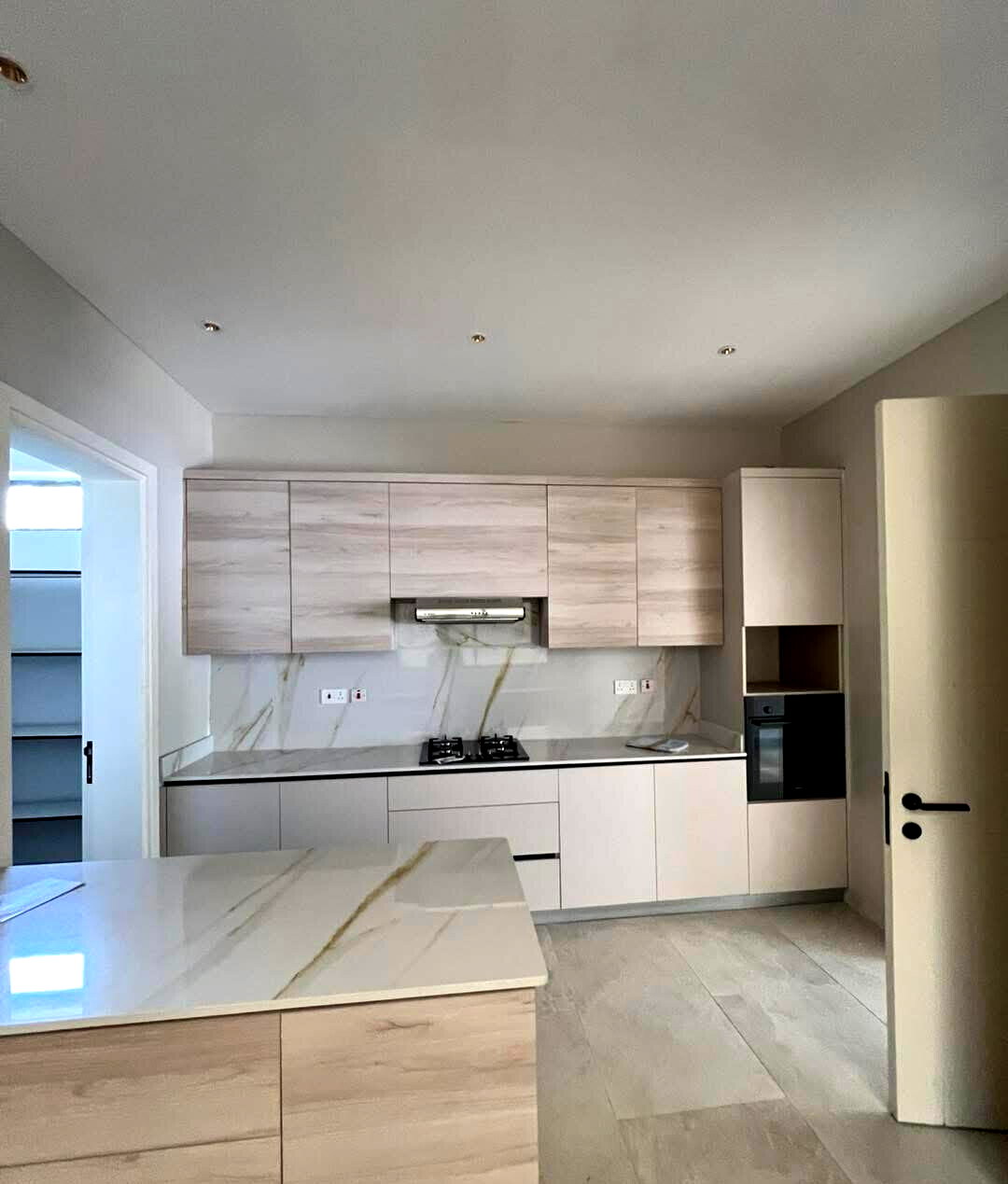 Brand-New 5BR Townhouse with DSQ & Rooftop Terrace - Lavington