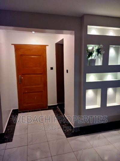 4bdrm Townhouse/Terrace in Joska for sale - Image 2