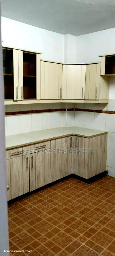 3bdrm Apartment in Hazel Apartment, South B for sale - Image 2