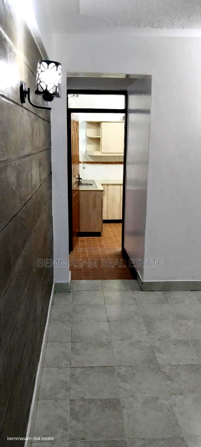3bdrm Apartment in Hazel Apartment, South B for sale - Image 3