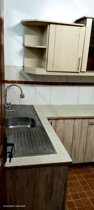 3bdrm Apartment in Hazel Apartment, South B for sale - Image 4