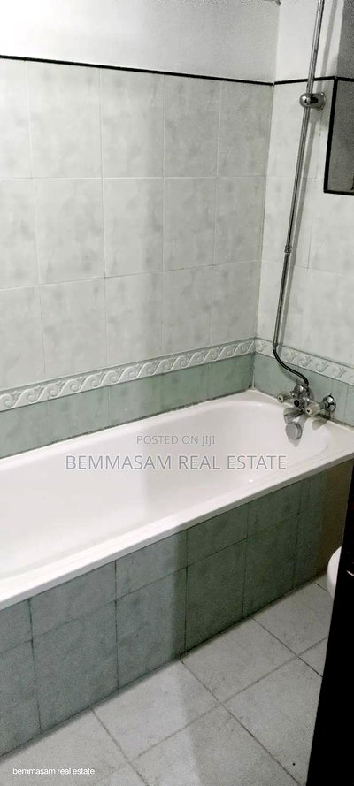 3bdrm Apartment in Hazel Apartment, South B for sale - Image 10