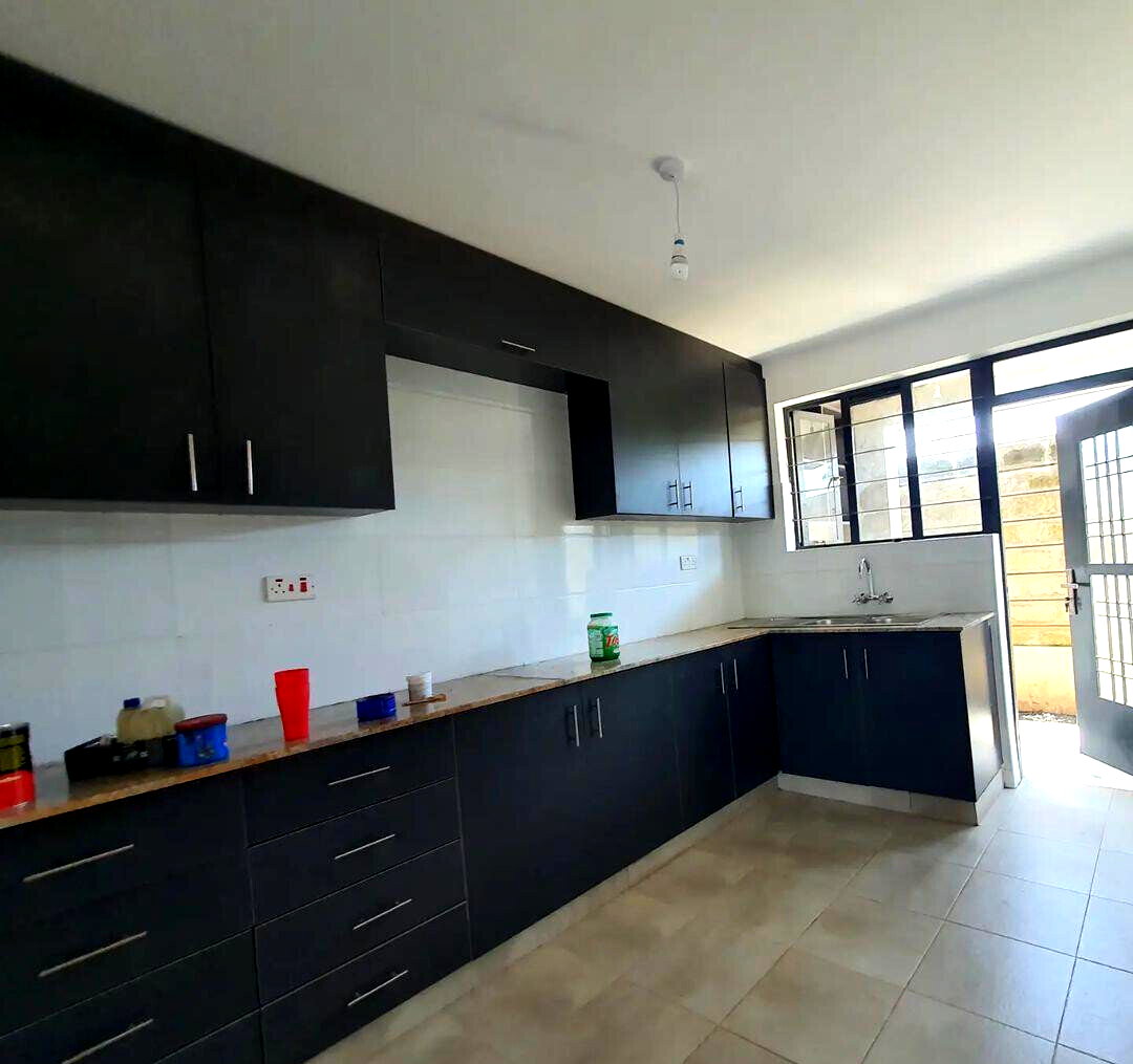 4BR Gated Townhouse with Master Terrace & Ensuites - Thogoto