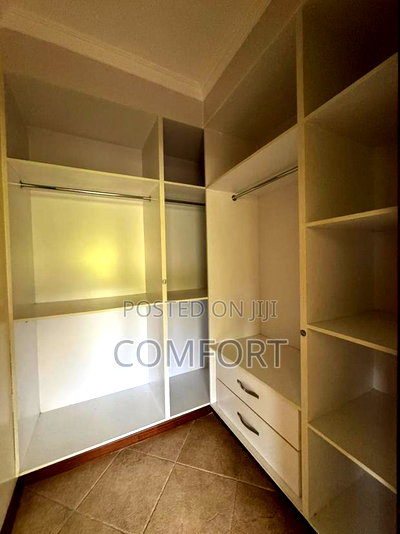 7bdrm Mansion in Un, Runda for rent - Image 6