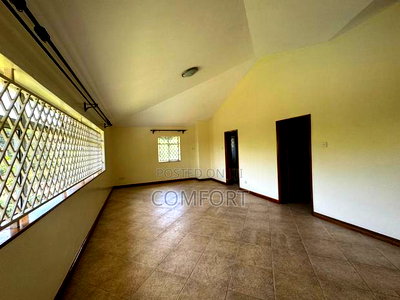 7bdrm Mansion in Un, Runda for rent - Image 3