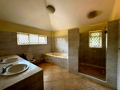 7bdrm Mansion in Un, Runda for rent - Image 11