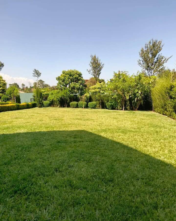 4BR Garden Home with Parking
