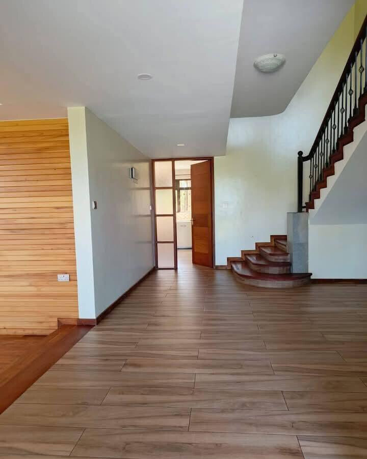 4BR Garden Home with Parking