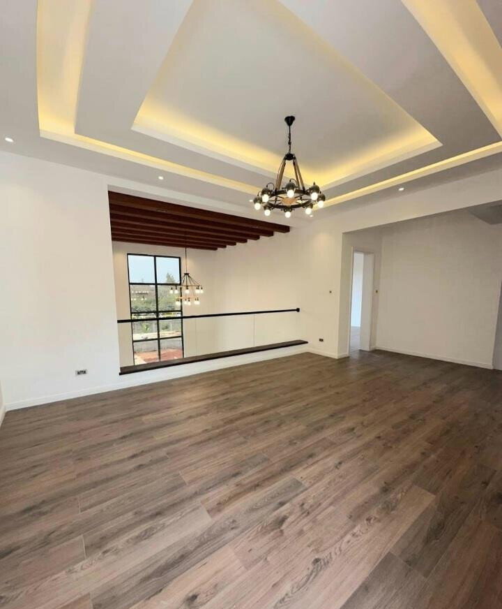 Quarter-Acre Villa with Private Pool & Gym - Lavington