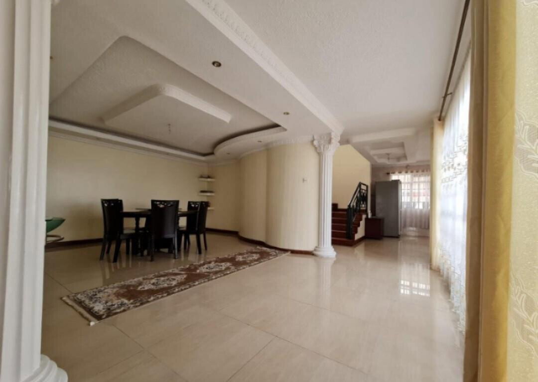 4-Ensuite Townhouse with Pool & Gym in Brookside - Westlands