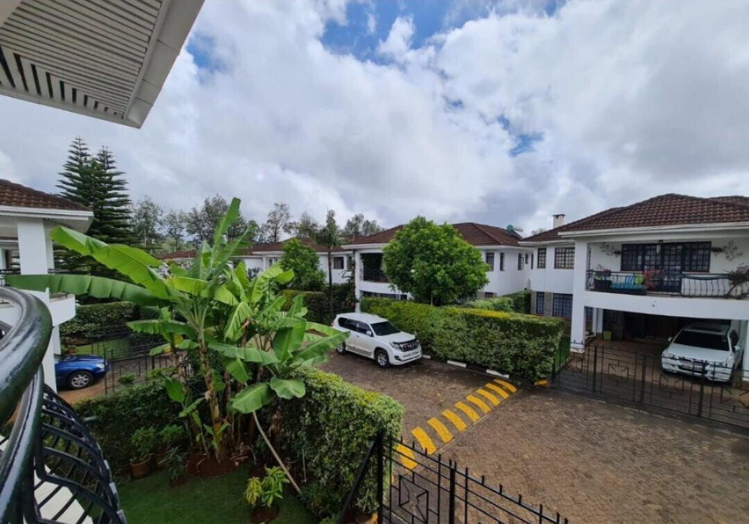 4-Ensuite Townhouse with Pool & Gym in Brookside - Westlands