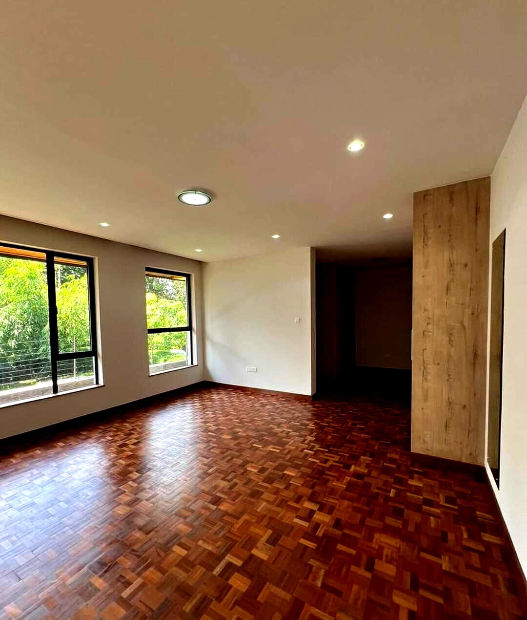 Newly Built 5-Ensuite Townhouse with DSQ in Lavington Gated Community - KES 150M
