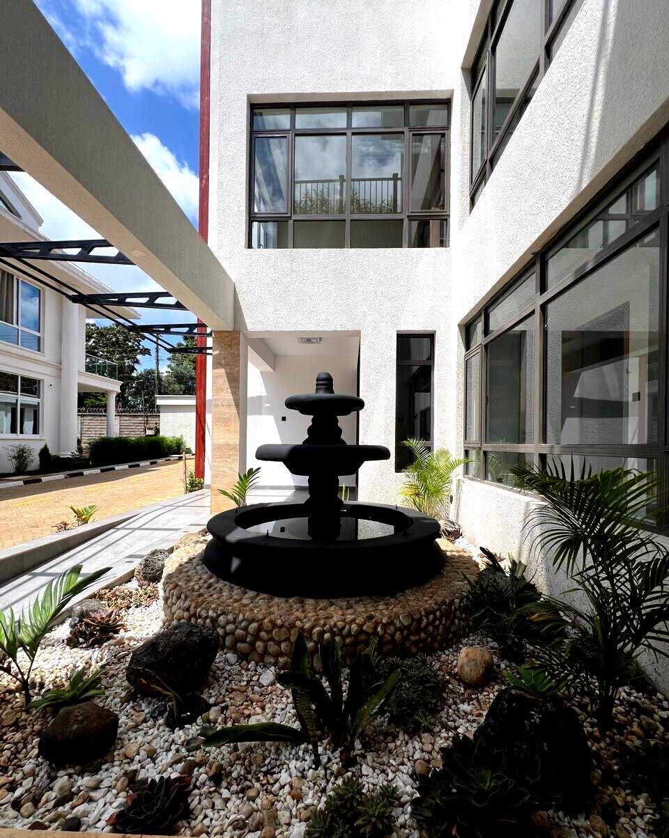 Garden Villa in 6-Unit Gated Enclave - Lavington