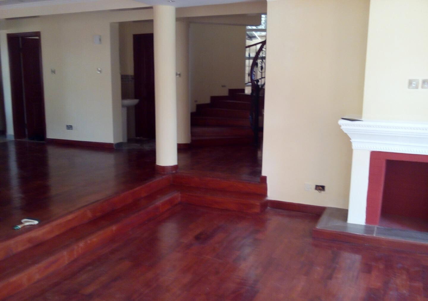 5-Ensuite Townhouse with Gym & Garden - Lavington Gated Community