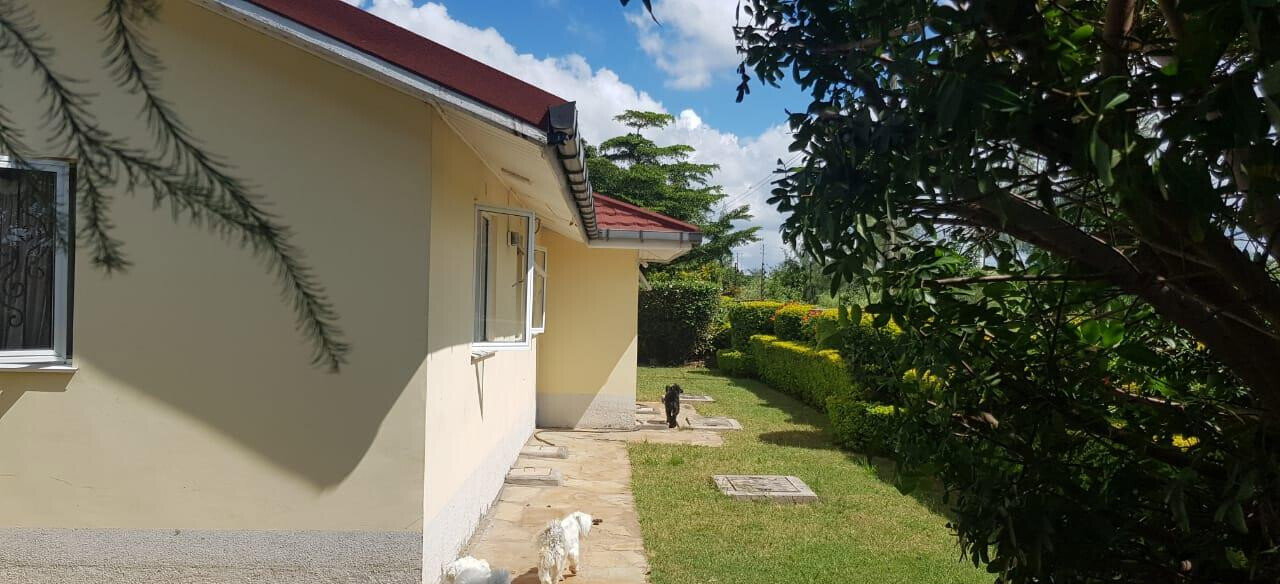4BR All-Ensuite Super Bungalow with Solar & Staff Quarters - Athi River