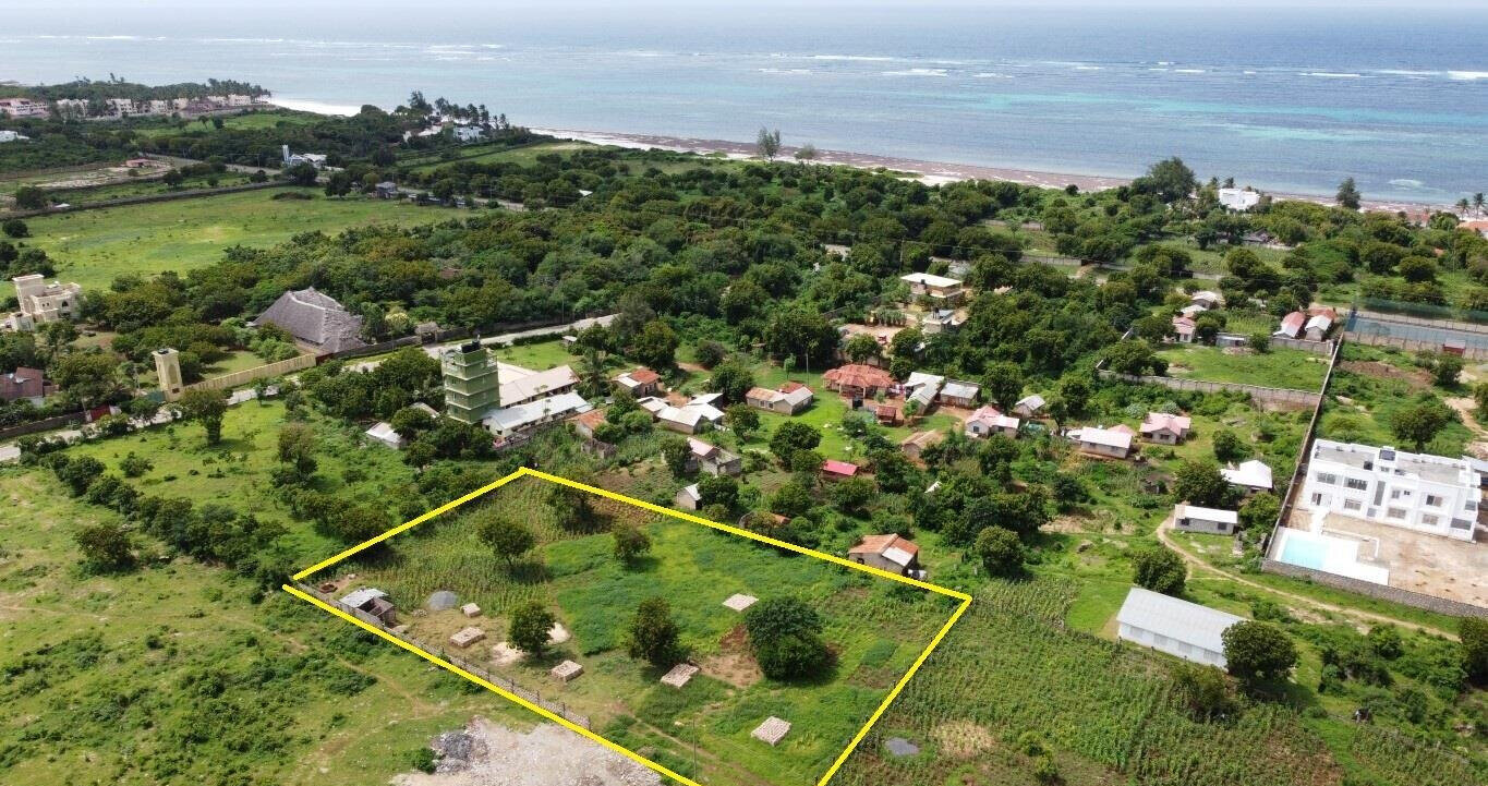 Pet Friendly 1/2 Acre Plot at KSh 7M