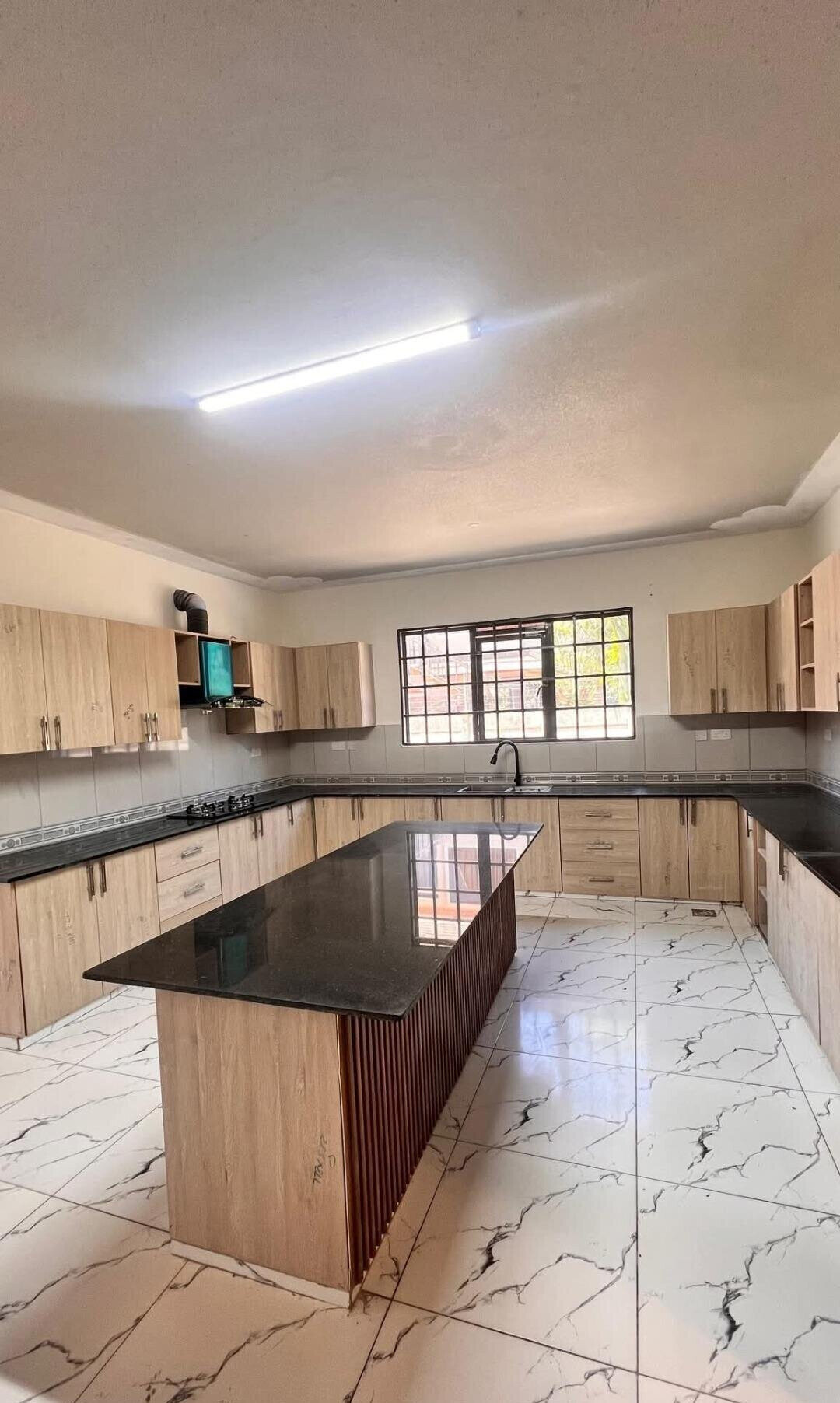 6-Bedroom Maisonette on ¾ Acre with DSQ & Gym – Karen