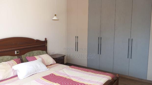 3bdrm Apartment in Parklands/Highridge for sale