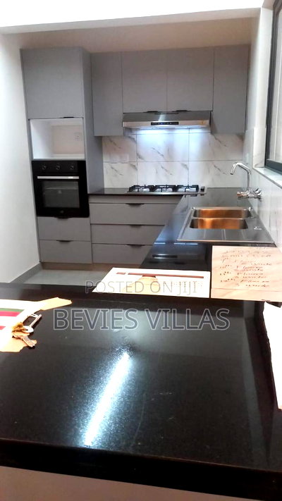 3bdrm Apartment in Parklands/Highridge for sale - Image 6