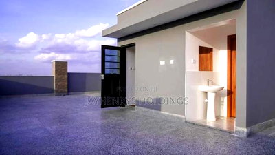 4bdrm Maisonette in Kamakis for sale - Image 12