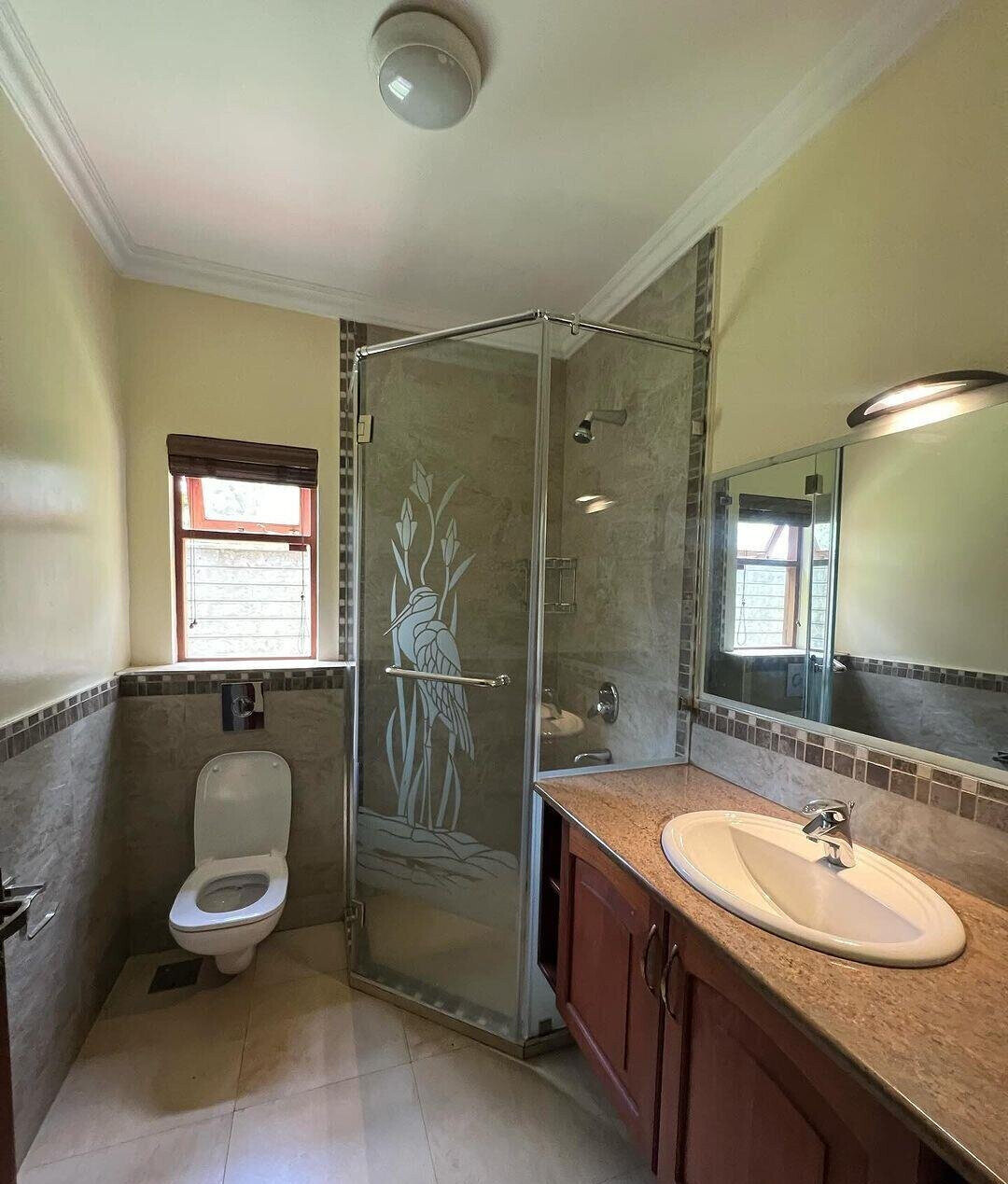 5-Bedroom Townhouse with Study & Fireplaces – Karen