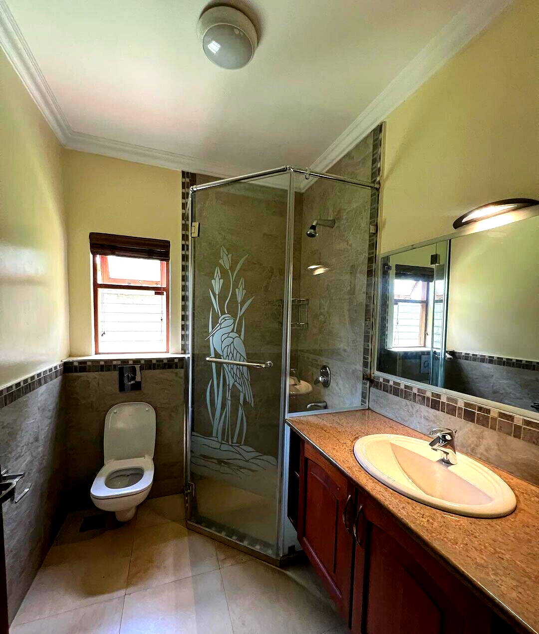 5-Bedroom Townhouse with Study & Fireplaces – Karen