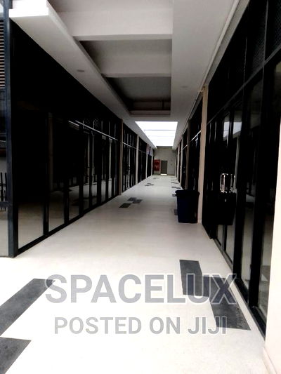 2000sqft Shop - Image 5