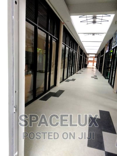 2000sqft Shop - Image 2