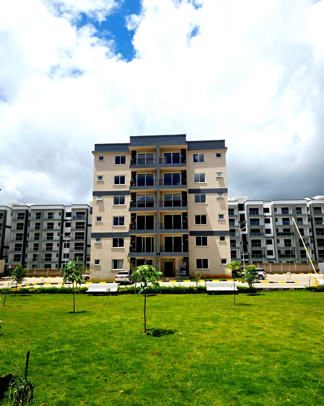 3BR Apartment on 6.2 Acres with Lift & Borehole - Syokimau